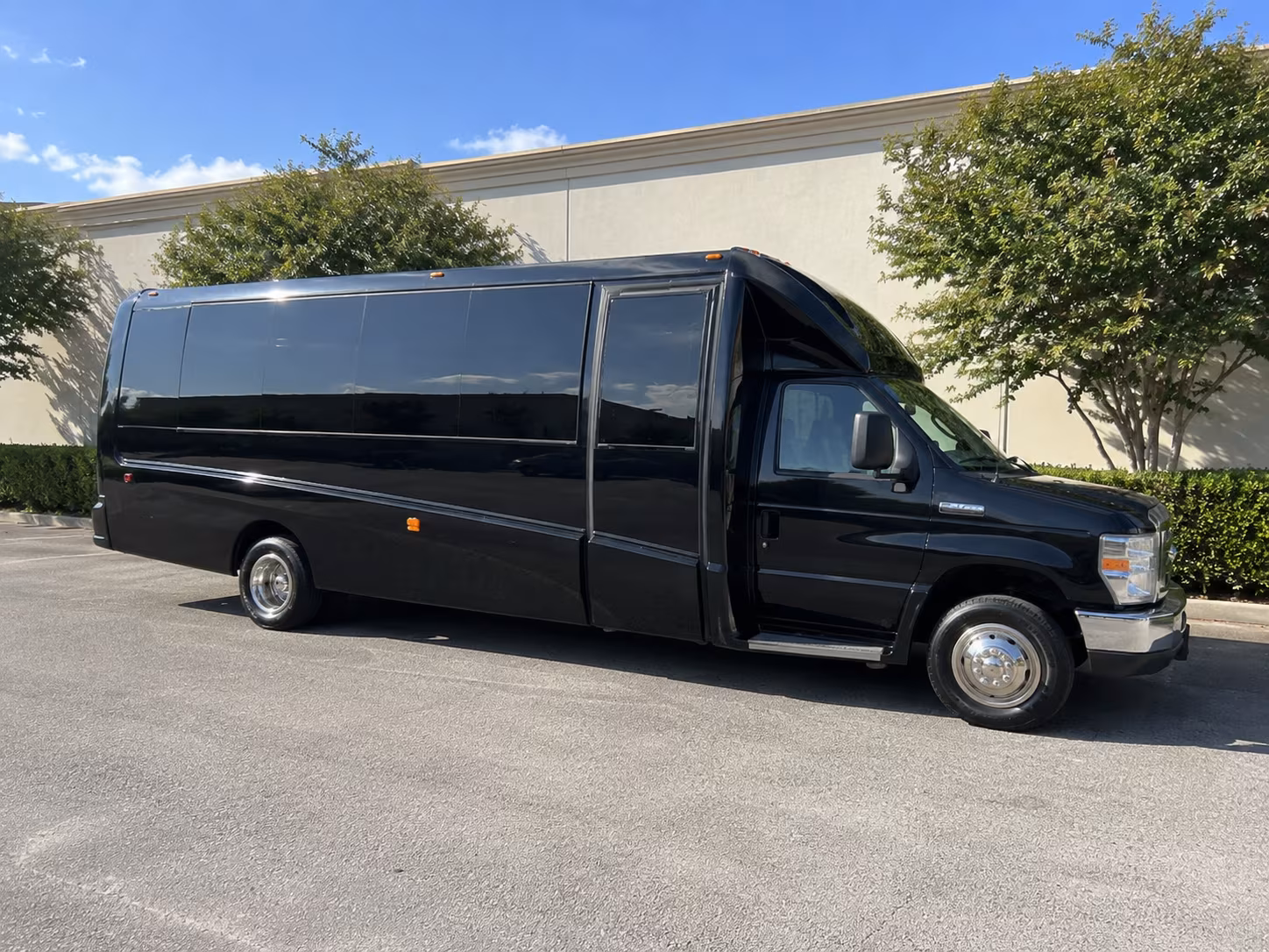 Greenville Homecoming & Prom Party Bus Rentals