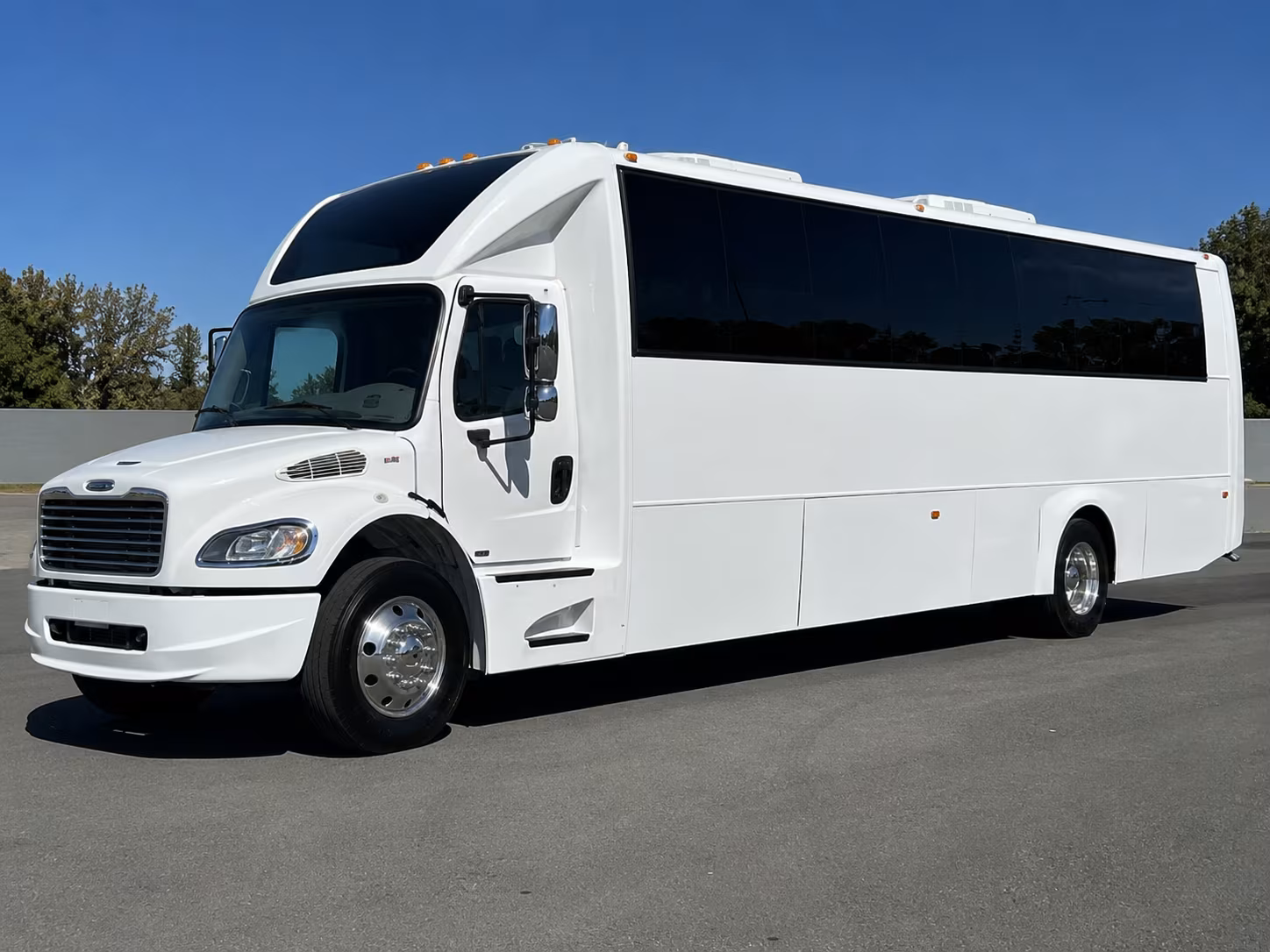 Hampton Birthday, Sweet 16, & Quinceañera Party Bus Rentals