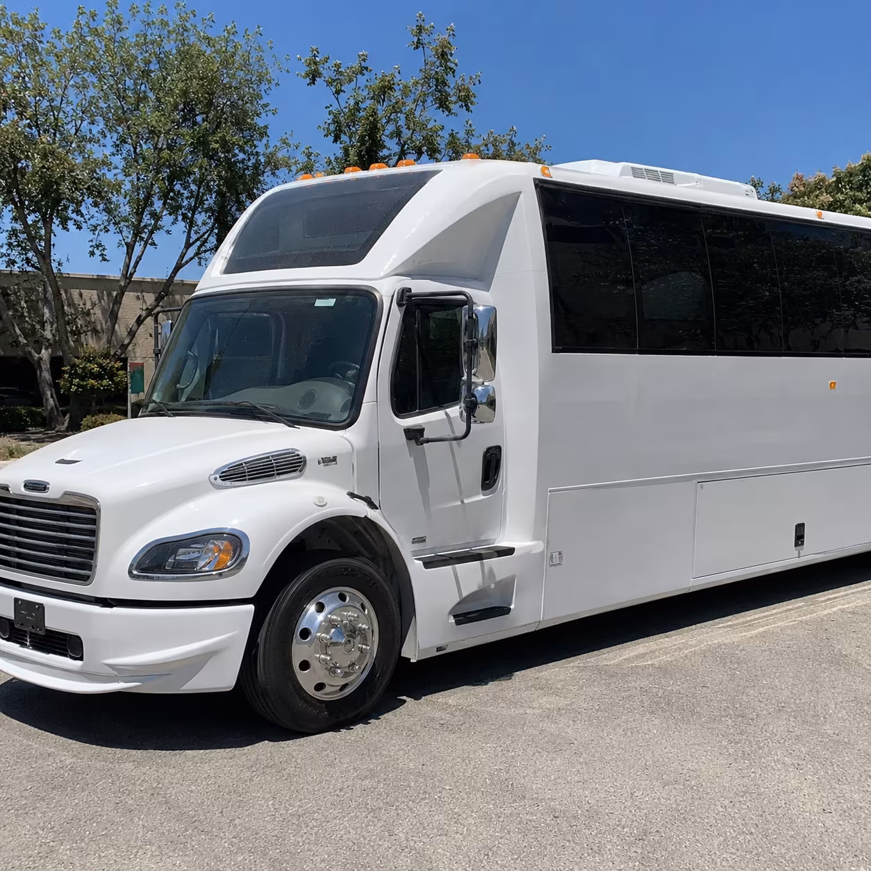 Norfolk Birthday, Sweet 16, & Quinceañera Party Bus Rentals