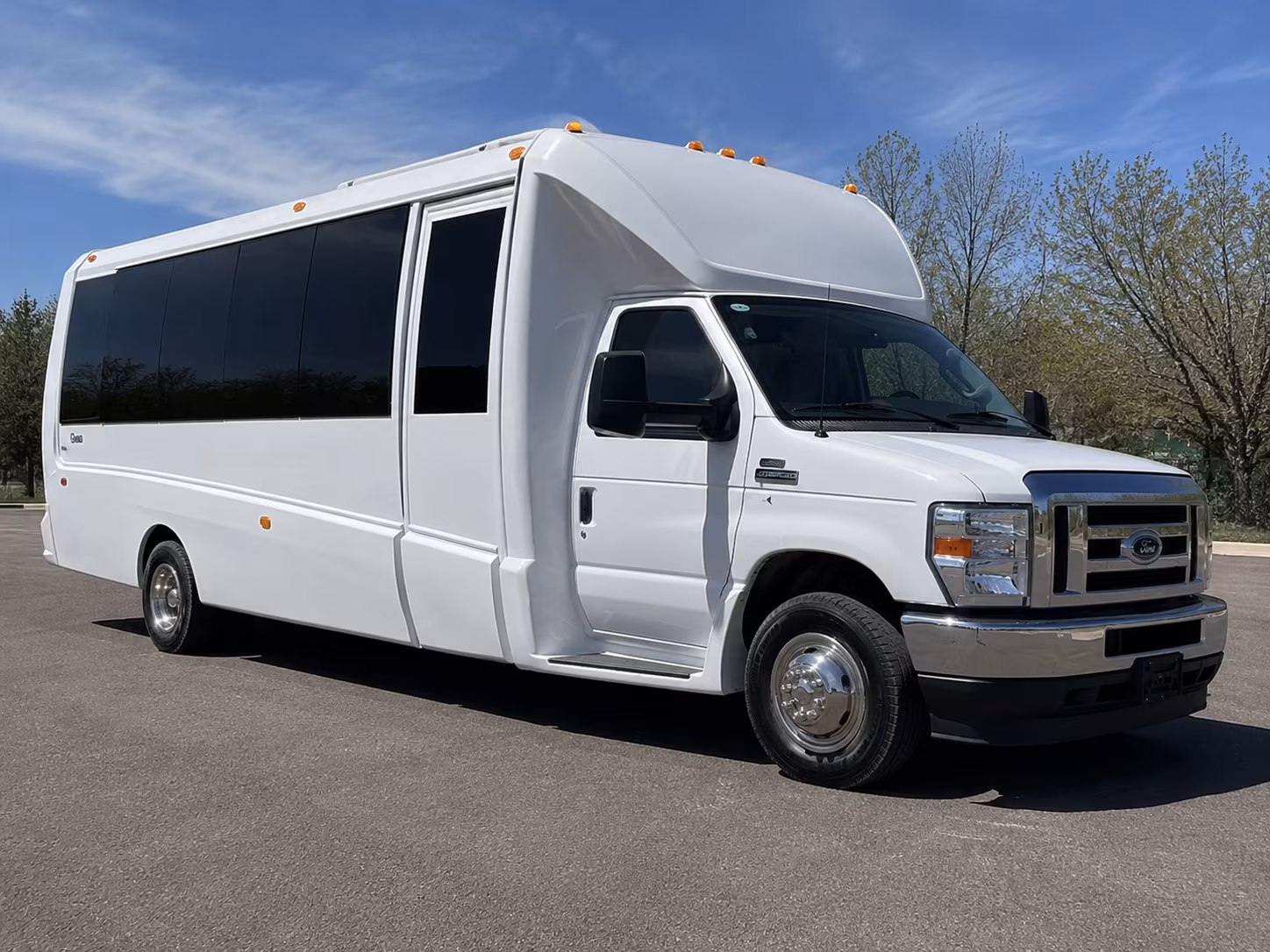Suffolk Birthday, Sweet 16, & Quinceañera Party Bus Rentals