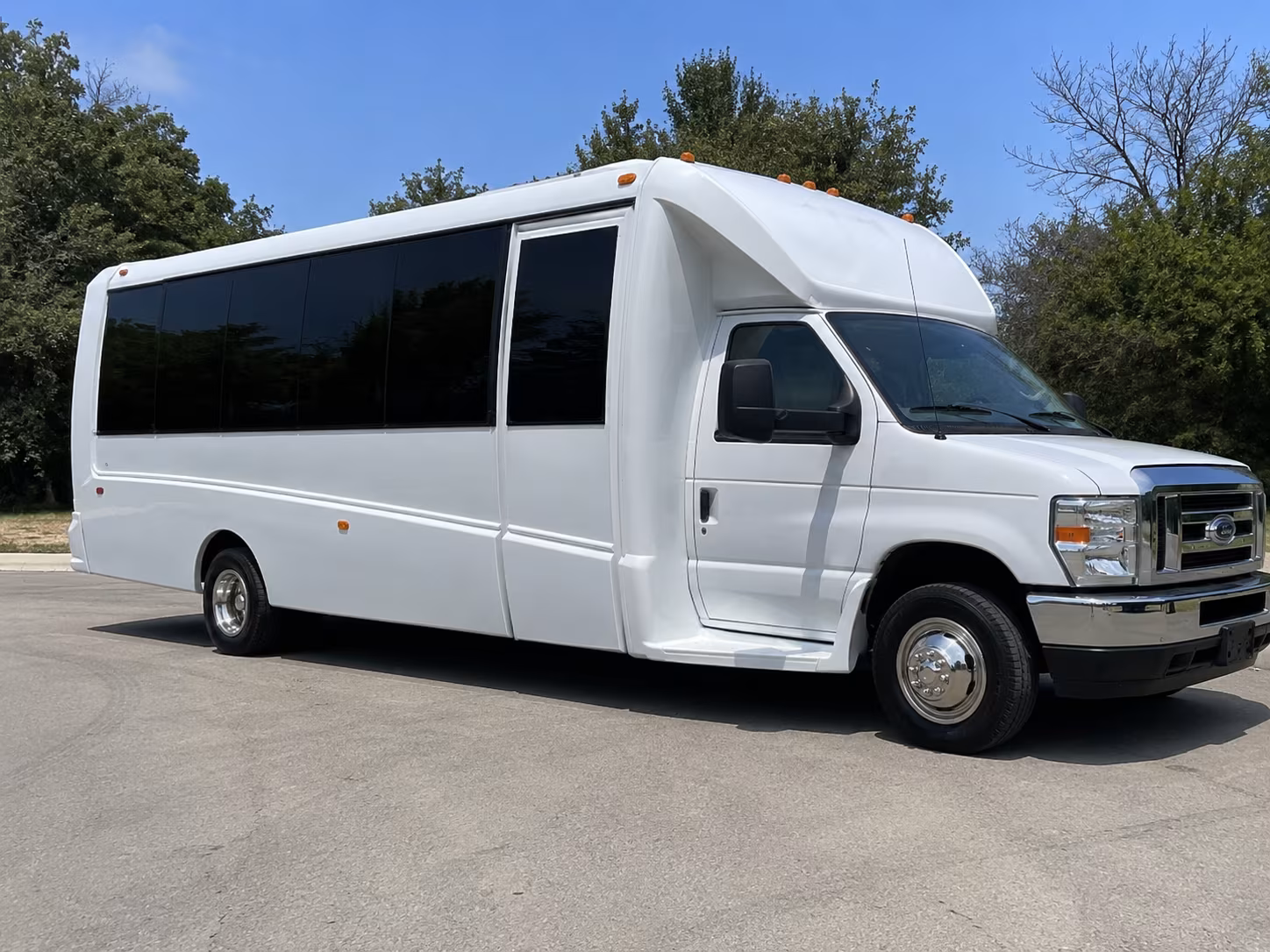 Virginia Beach Bachelor & Bachelorette Transportation party bus exterior