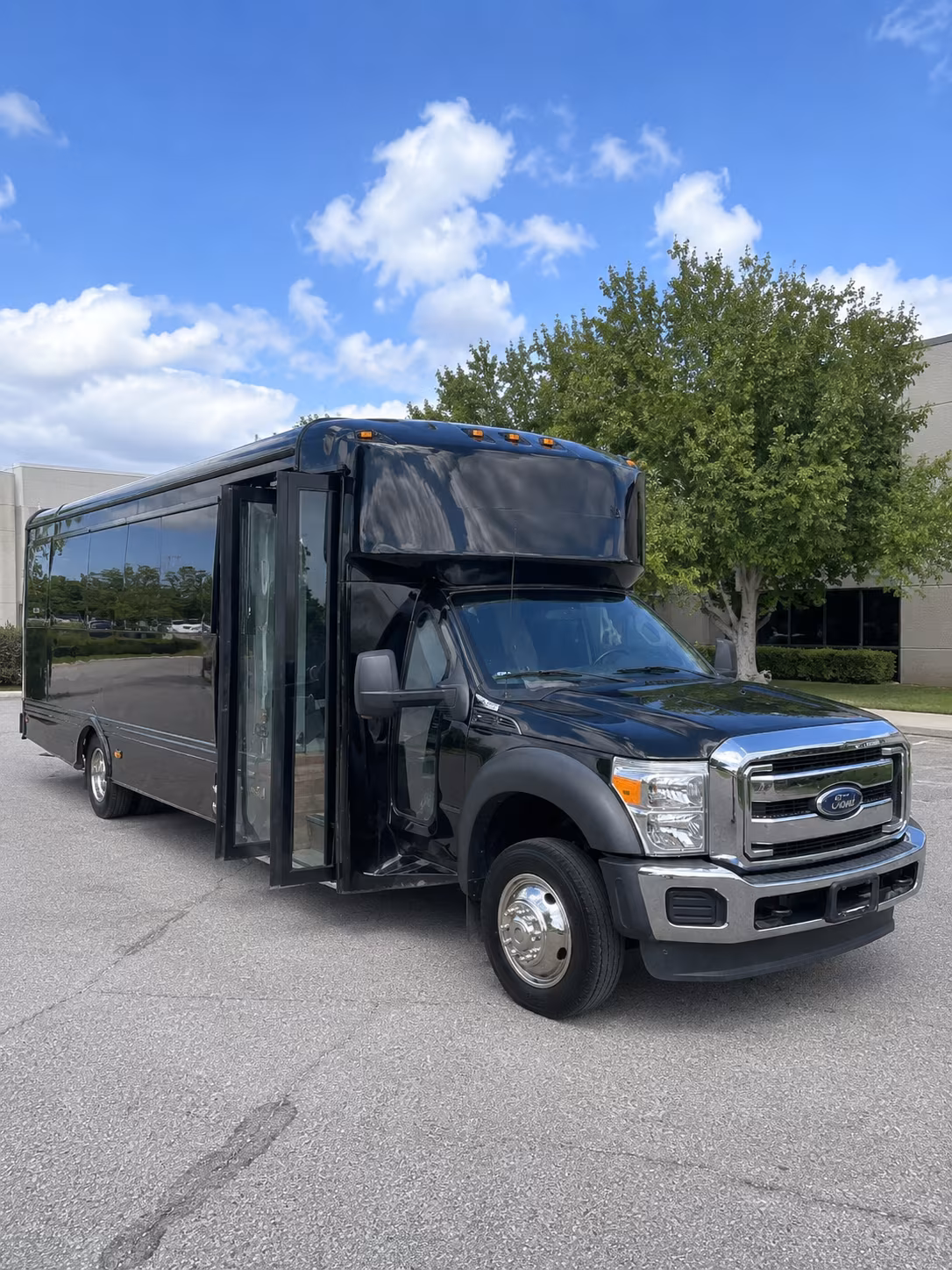 Virginia Beach Concert & Music Festival Transportation party bus exterior