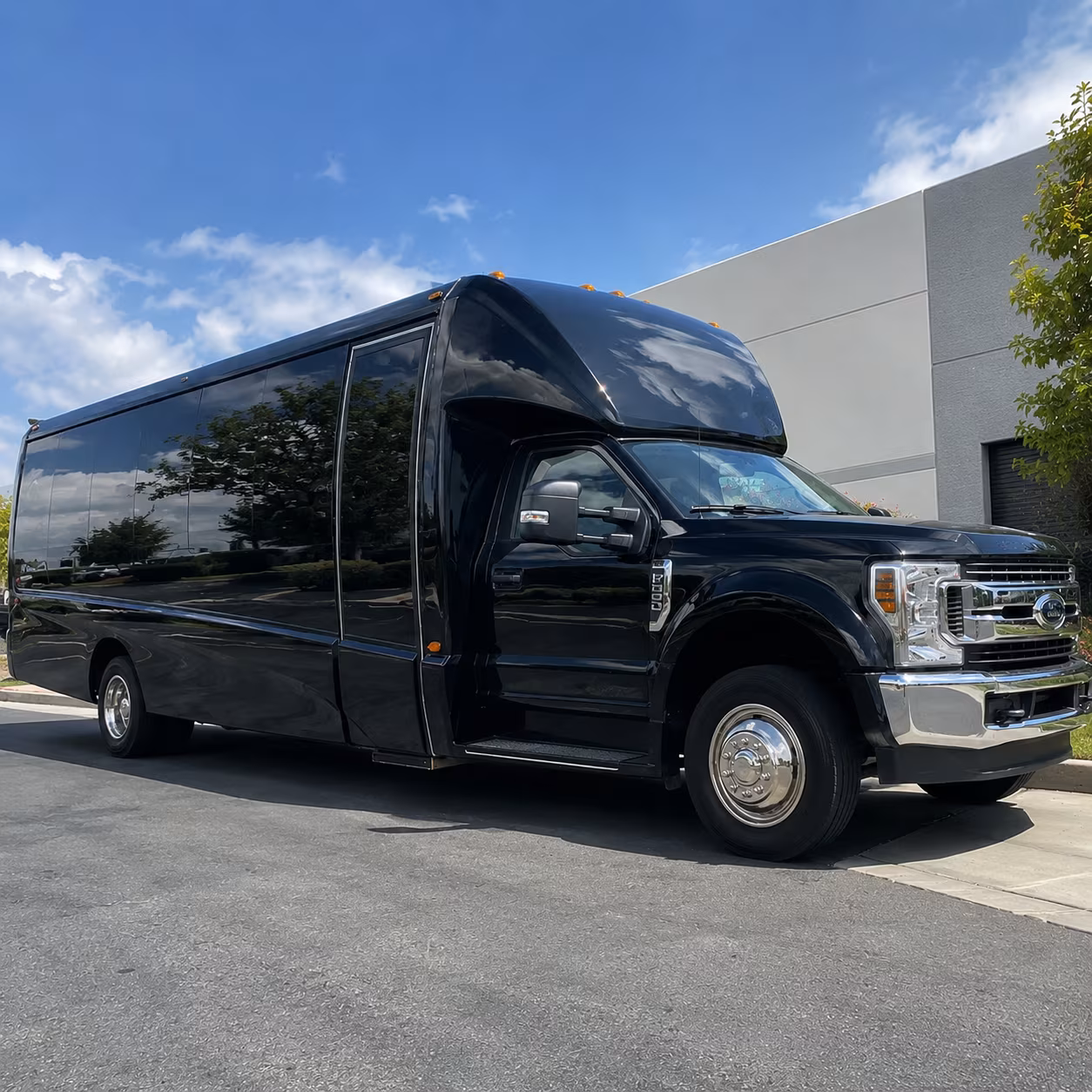 Virginia Beach Corporate Transportation party bus exterior