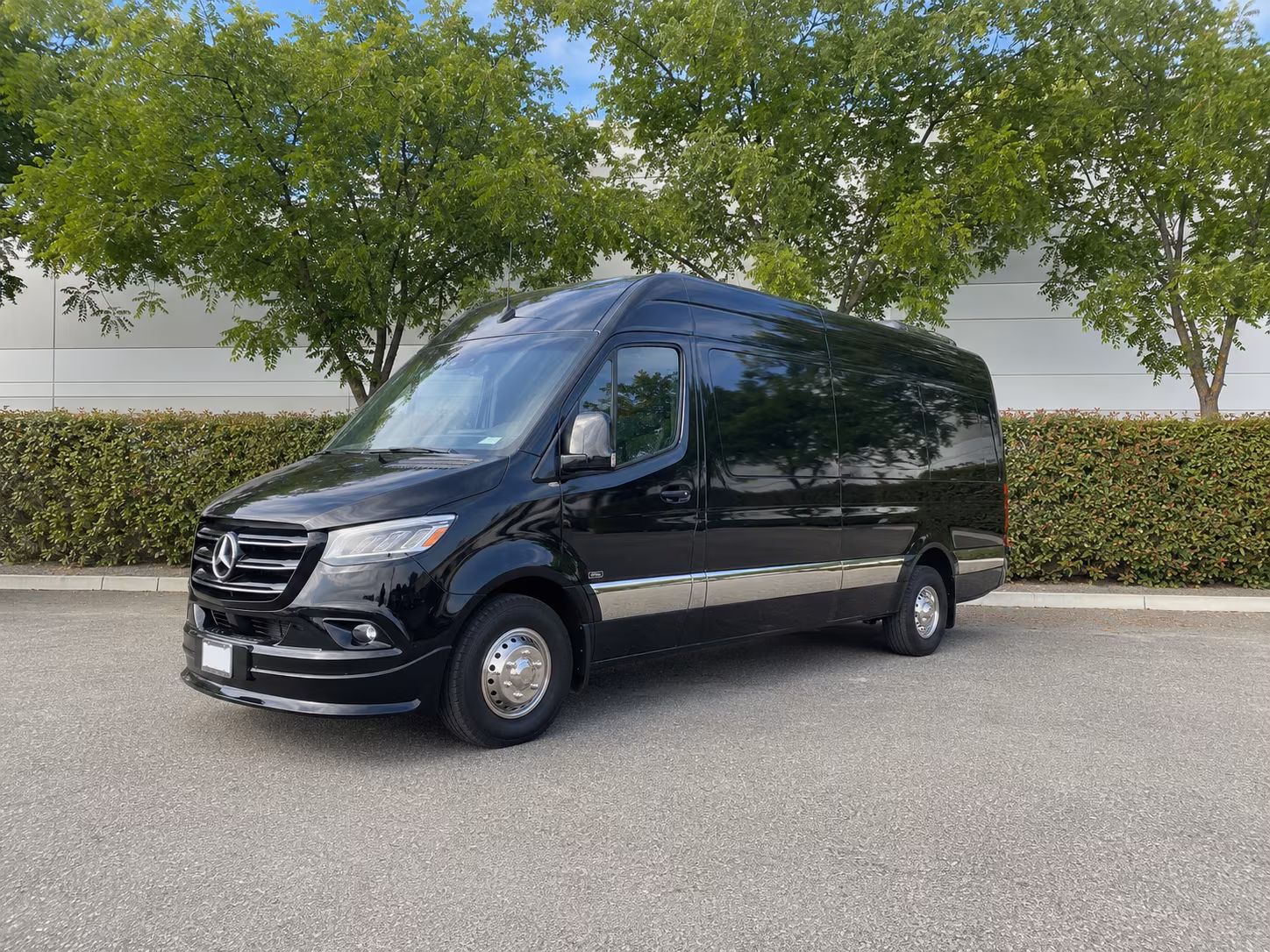 Virginia Beach Corporate Transportation party bus exterior